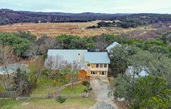 307 River Oaks Dr, Wimberley, TX 78676