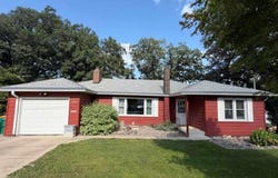 1331 Frank Hall Drive, Albert Lea, MN 56007
