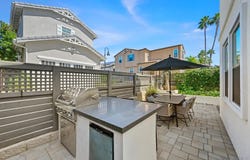 1156 E Cove Pl., Encinitas, CA 92024