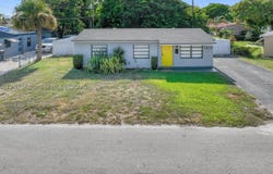 1610 S 24th Ct, Hollywood, FL 33020