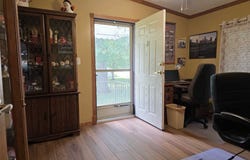 228 Pin Oak Circle, Elyria, OH 44035