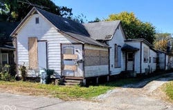 215 S Macedonia Avenue, Muncie, IN 47305
