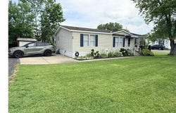 27216 Cook Rd, Olmsted Falls, OH 44138