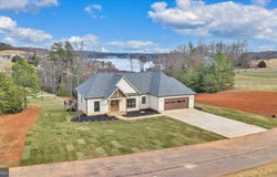 639 COMPASS COVE Circle, MONETA, VA 24121