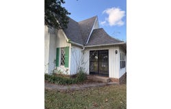 100 Smith Street, Naples, TX 75568