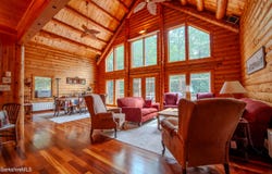 233 Algerie Rd, Becket, MA 01223