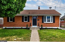 715 E 10TH Street, BERWICK, PA 18603