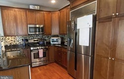 202 COBBLESTONE Drive, ARDMORE, PA 19003