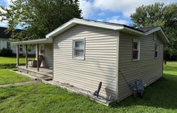 133 sycamore street, Mortons Gap, KY 42440