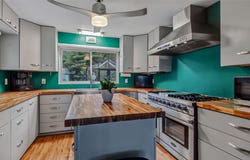5565 N Shore Drive, Eau Claire, WI 54703