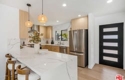 6150 Sylvia Ave, Tarzana, CA 91335