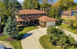 458 S Park Boulevard, Glen Ellyn, IL 60137