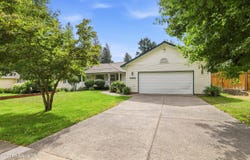 4958 E Woodland Dr, Post Falls, ID 83854