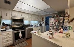 1130 N LAKE PARKER Avenue, LAKELAND, FL 33805