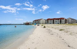 7453 Sunset Harbor Dr, Navarre, FL 32566