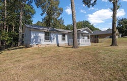 1605 N LARISSA ST, Longview, TX 75604
