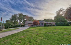 4 Florence Drive, Prospect, CT 06712