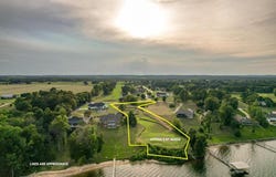 Pebble Beach, Eufaula, AL 36027