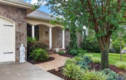 5020 NW Derby DR, Topeka, KS 66618