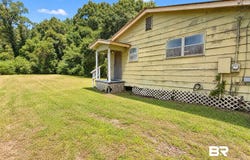 18075 Movico Loop Rd E, Mount Vernon, AL 36560