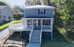 427 MONTGOMERY AVE, STAUNTON, VA 24401
