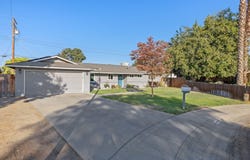 1447 S Thomas Street, Visalia, CA 93292