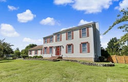 22 Ditmars Circle, Hillsborough, NJ 08844