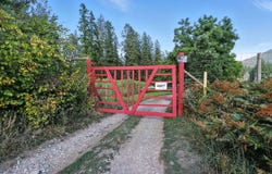 3752 Vineyard Way, Kettle Falls, WA 99141