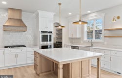 17 VINTER Lane, PASADENA, MD 21122