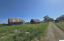 2937 Pyrmont Road, Stover, MO 65078
