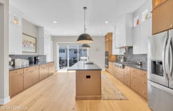 15 Linder Court, Middletown, NJ 07748