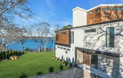 10 Bay View Drive, Hampton Bays, NY 11946