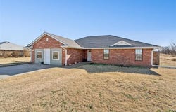 513 County Road 1390, Chickasha, OK 73018