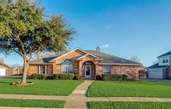308 Glen Ridge Drive, Murphy, TX 75094