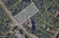 White Tail Circle, Lackawaxen, PA 18435
