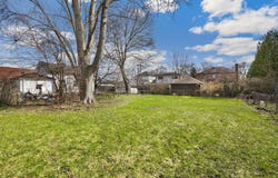 909 Highland Avenue, Waukegan, IL 60085