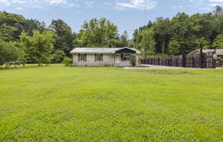5390 Highway 191, Campton, KY 41301