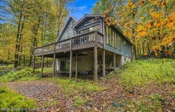 93 Ridge Road, Lake Ariel, PA 18436
