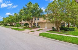 9954 E Villa Circle, Vero Beach, FL 32966