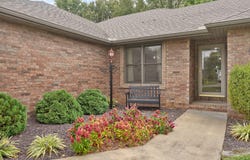 4571 S Park Avenue, Springfield, MO 65810