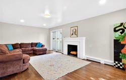 125 Hanson Place, Malverne, NY 11565