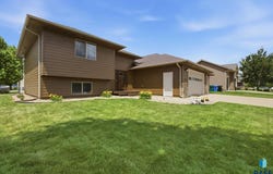 2301 N Devon Ave, Tea, SD 57064