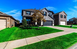 933 West Drive, Aubrey, TX 76227