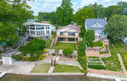 727 E Northshore Drive, Syracuse, IN 46567-2140