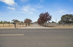 16322 La Canada Road, Madera, CA 93636