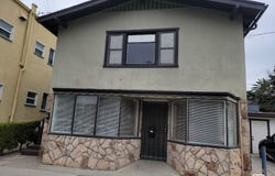 702 CEDAR Ave, LONG BEACH, CA 90813