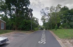 618 SE Secession AVE, Camden, AR 71701