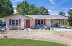 1004 S Merrill, New Boston, TX 75570