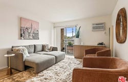 365 Burchett St, Glendale, CA 91203
