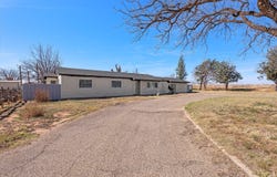 102 3rd Street, Plains, TX 79355